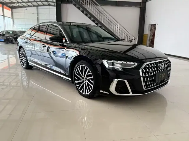 Audi A8 — Фото автомобиля 3