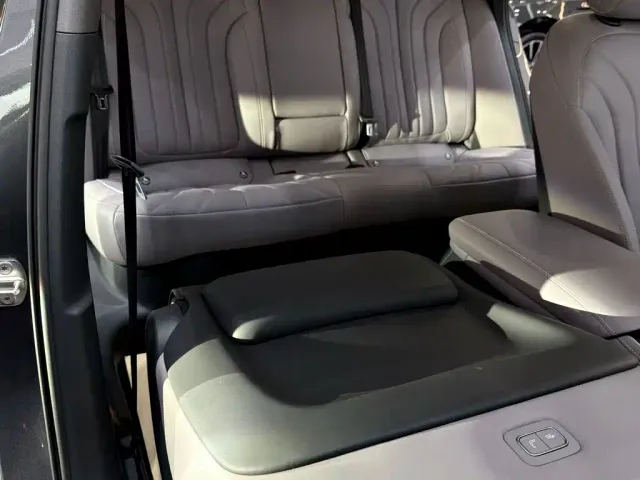 Roewe M7 DMH — Фото автомобиля 19