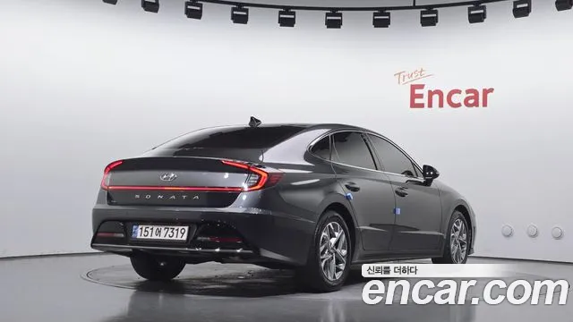 Hyundai Sonata — Фото автомобиля 2
