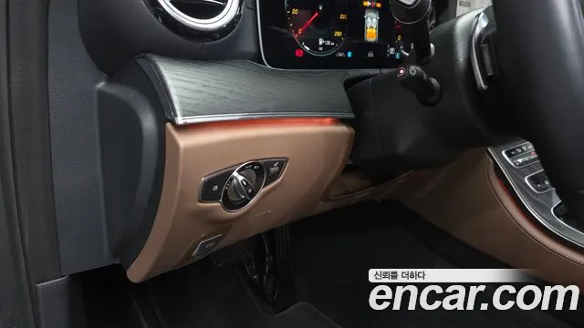 Mercedes-Benz E-Class W213 — Фото автомобиля 29
