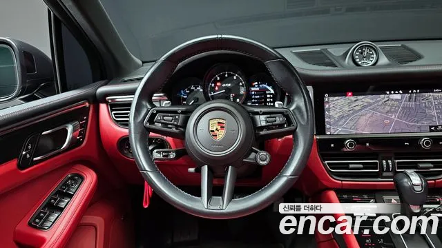 Porsche Macan — Фото автомобиля 13