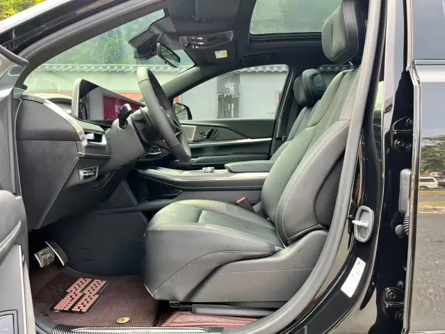 Cadillac XT5 — Фото автомобиля 5