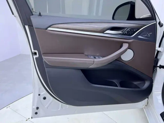 BMW X3 — Фото автомобиля 15