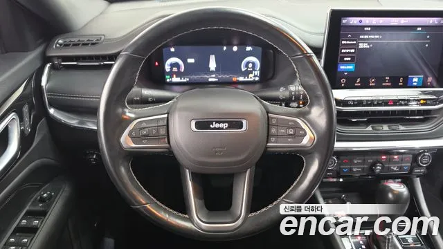 Jeep Compass 2nd Gen — Фото автомобиля 20