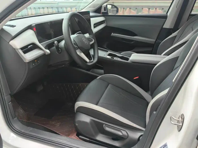 Volkswagen Sagitar — Фото автомобиля 14