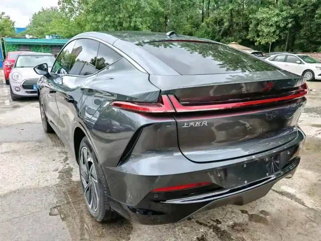 Roewe Feifan R7 — Фото автомобиля 9