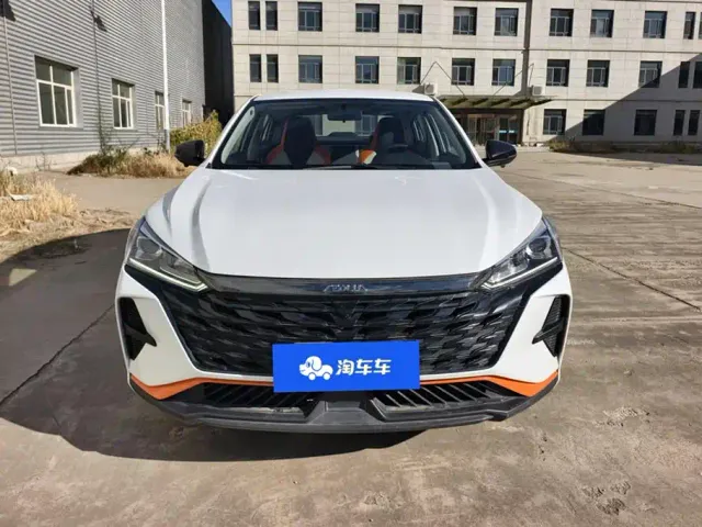 Dongfeng Yixuan — Фото автомобиля 2