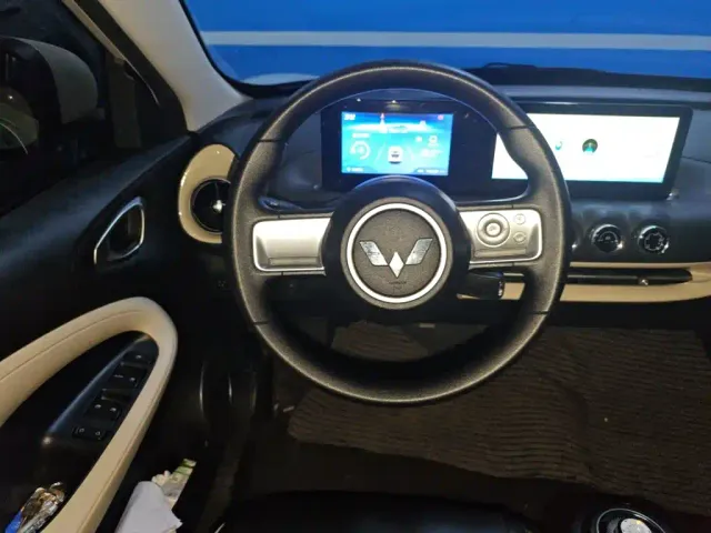 Wuling Bingo — Фото автомобиля 2