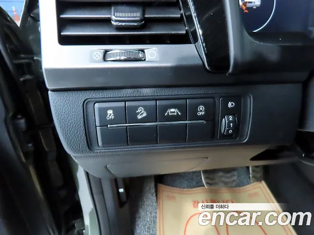 KG_Mobility_Ssangyong Rexton Новый Rexton Sport Khan Дизель 2.2 4WD — Фото автомобиля 14