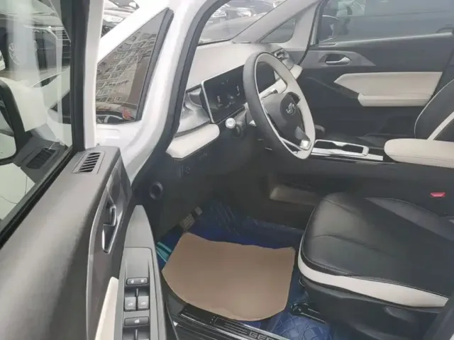 Geely Geometry E Firefly — Фото автомобиля 15