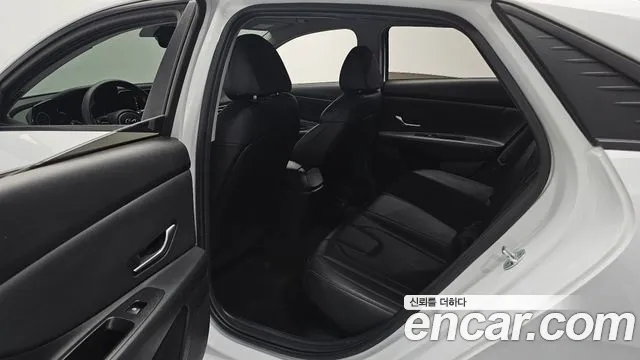 Hyundai Avante CN7 — Фото автомобиля 18