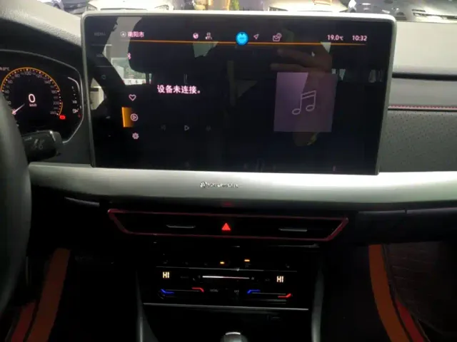 Volkswagen Lavida 2024 Model 300TSI DSG Starlight Leading Edition — Фото автомобиля 12