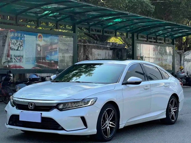 Фотография автомобиля — Honda Inspire