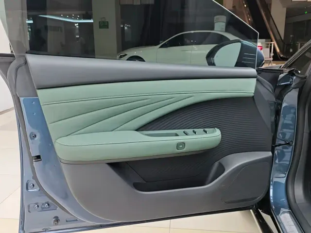 Nissan N7 — Фото автомобиля 13