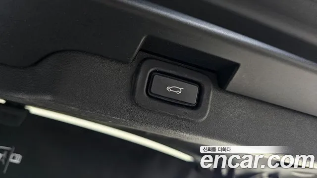 Land Rover Discovery — Фото автомобиля 18