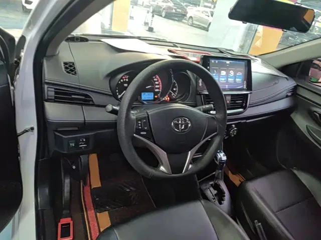 Toyota Vios — Фото автомобиля 9