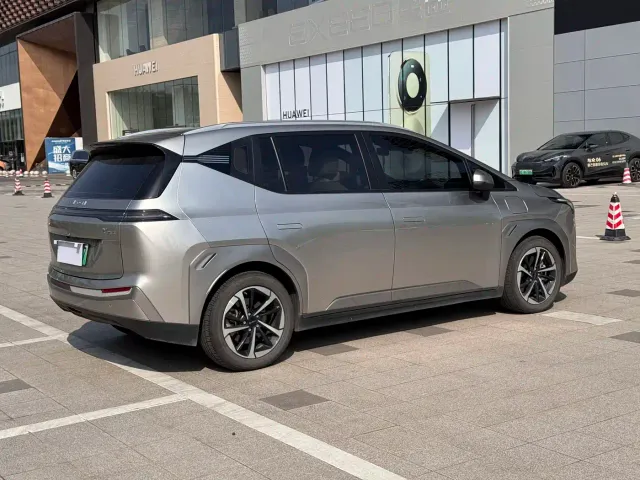 GAC Aion Y — Фото автомобиля 4
