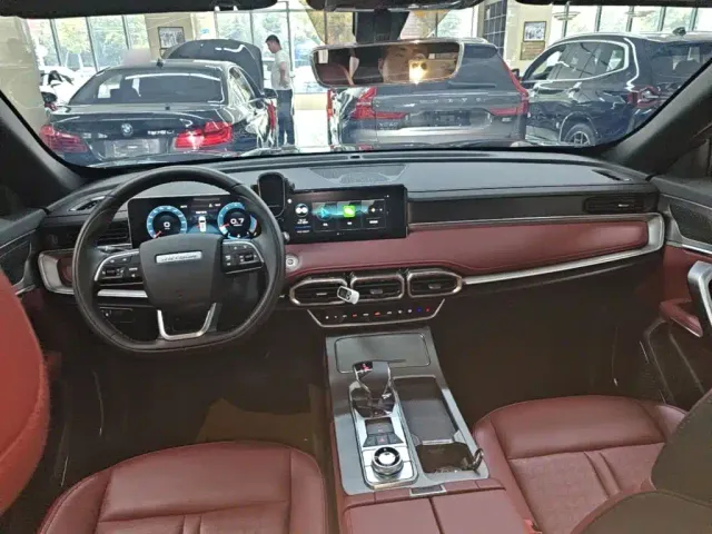 Jetour X70 Plus — Фото автомобиля 9