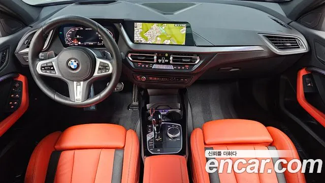 BMW 1 Series F40 — Фото автомобиля 10