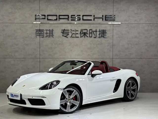 Фотография автомобиля — Porsche 718