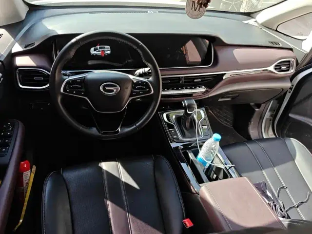 GAC Trumpchi M6 — Фото автомобиля 12