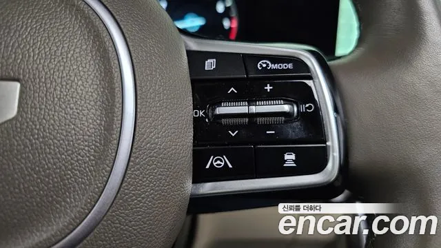 Kia Carnival 4th Gen — Фото автомобиля 24