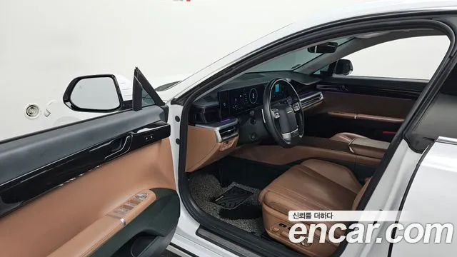 Hyundai Grandeur GN7 — Фото автомобиля 15