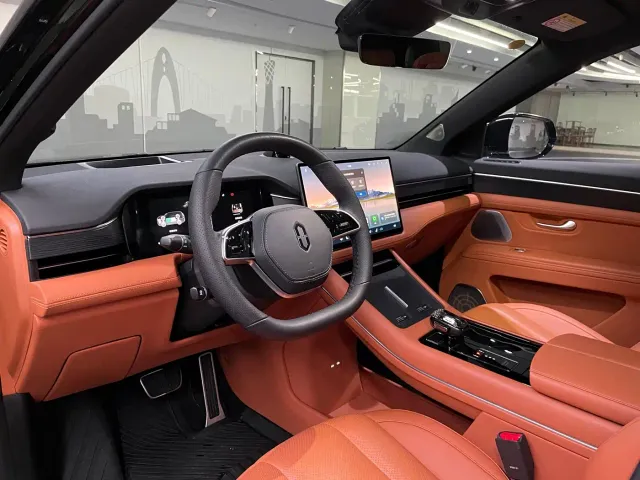Aito M7 — Фото автомобиля 5