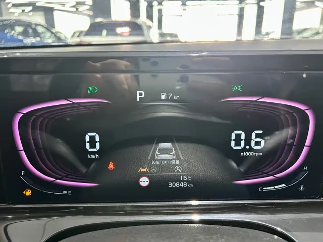 Kia Seltos — Фото автомобиля 16