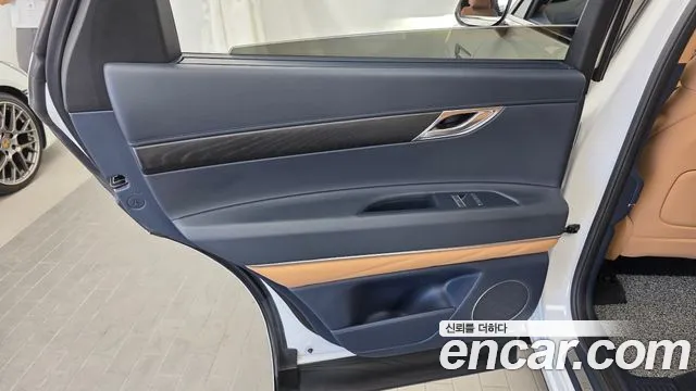 Genesis GV80 2.5T Бензин AWD — Фото автомобиля 6