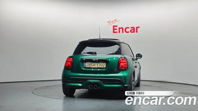 MINI Cooper — Фото автомобиля 4