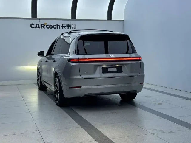 Li Auto L9 — Фото автомобиля 4