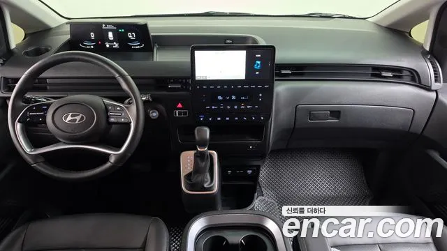 Hyundai Staria — Фото автомобиля 10