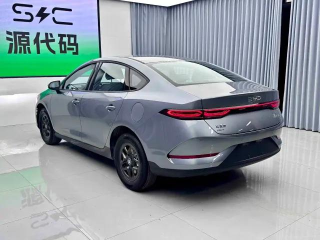 BYD Qin PLUS — Фото автомобиля 15