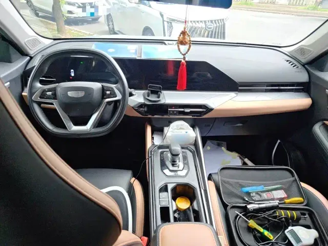 Geely Haoyue PRO — Фото автомобиля 19