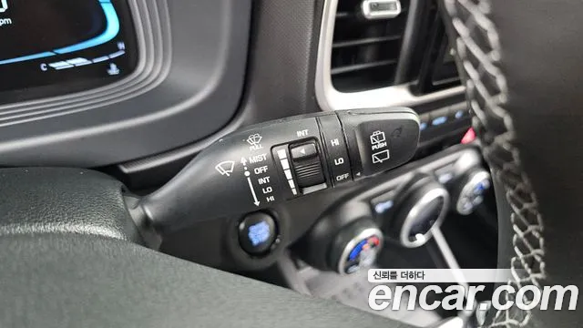 Hyundai Venue — Фото автомобиля 27