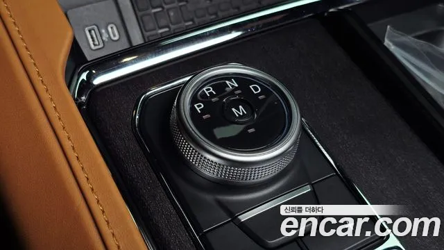 Ford Expedition — Фото автомобиля 12