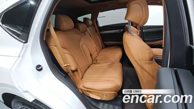 Genesis GV80 — Фото автомобиля 17