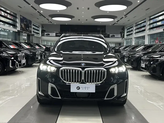 BMW X5 — Фото автомобиля 2