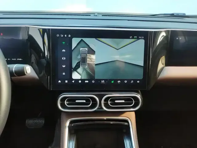 Leapmotor C11 — Фото автомобиля 13