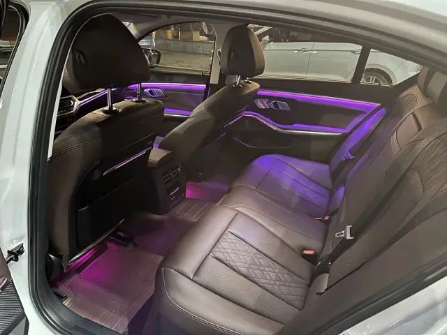 BMW 3 Series — Фото автомобиля 8