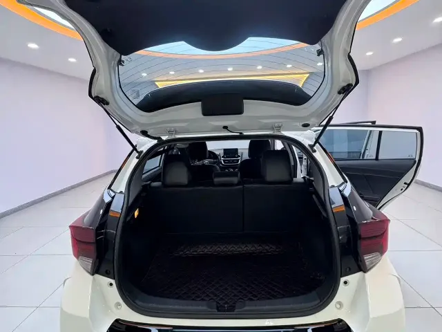 Toyota YARiS L Zhi Xuan — Фото автомобиля 7