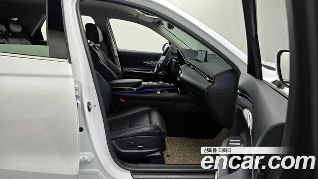 Genesis GV70 2.5T Бензин 2WD — Фото автомобиля 11