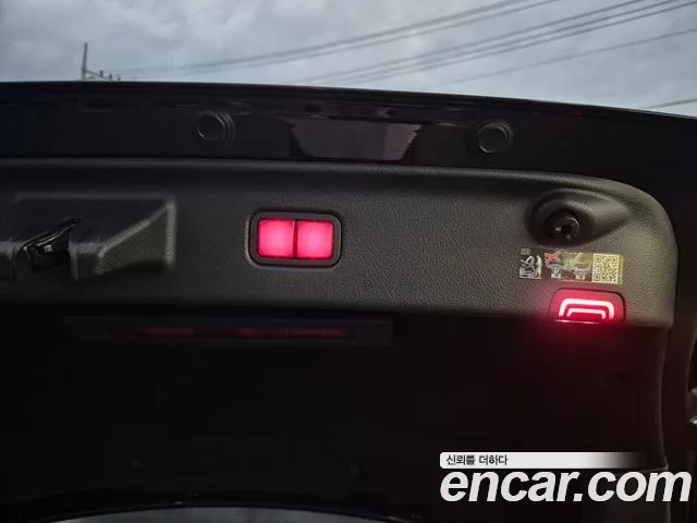 Mercedes-Benz S-Class — Фото автомобиля 18