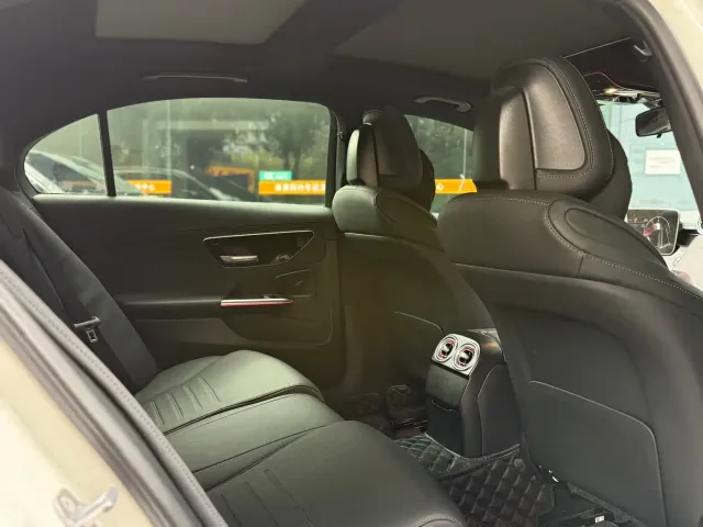 Mercedes-Benz C-Class — Фото автомобиля 9