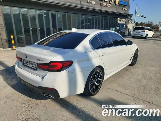 BMW 5-Series — Фото автомобиля 5