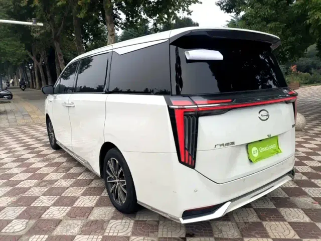 GAC Trumpchi M8 — Фото автомобиля 4