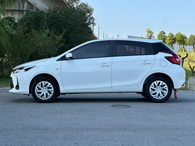 Toyota Vios FS — Фото автомобиля 14