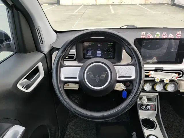 Wuling Hongguang Mini EV — Фото автомобиля 9