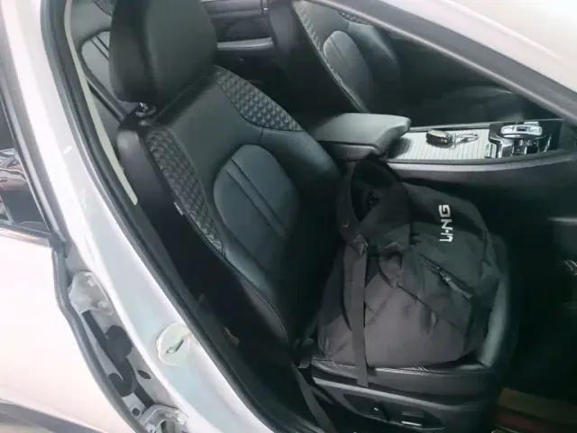 Hyundai Sonata — Фото автомобиля 24